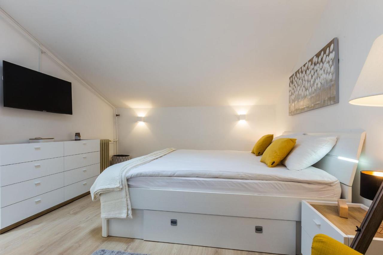 Kuki Apartment With Balcony Zadar Eksteriør billede